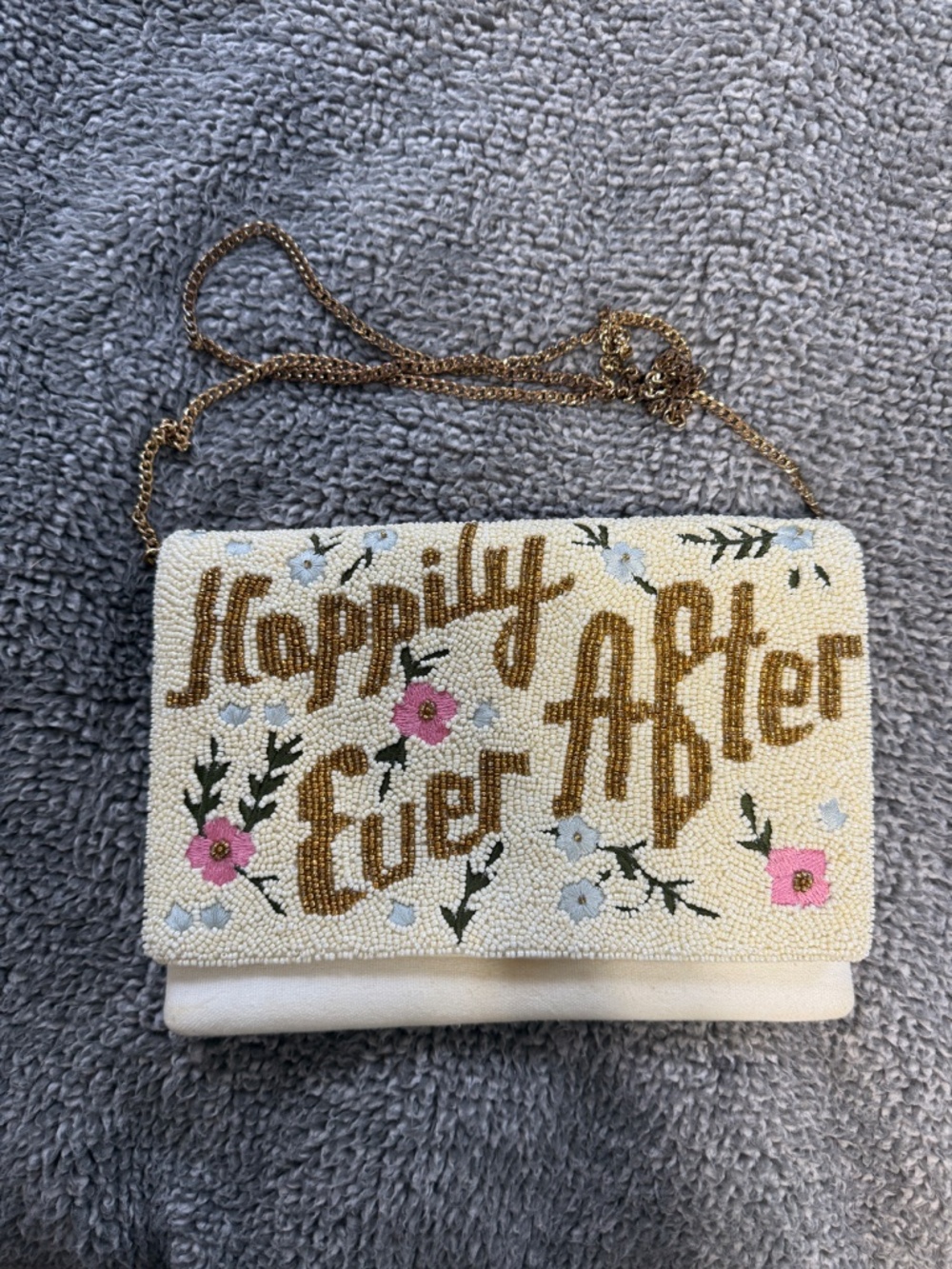 Happily Ever After Beaded Purse - Picture 2 of 4